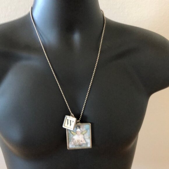 Various Necklaces - Picture 14 of 14